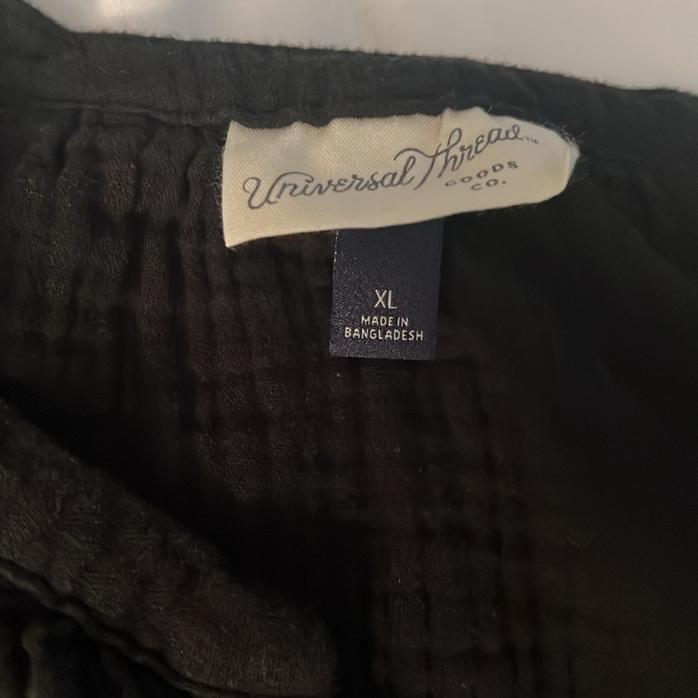 Universal Thread Like Linen Short Set - image 4